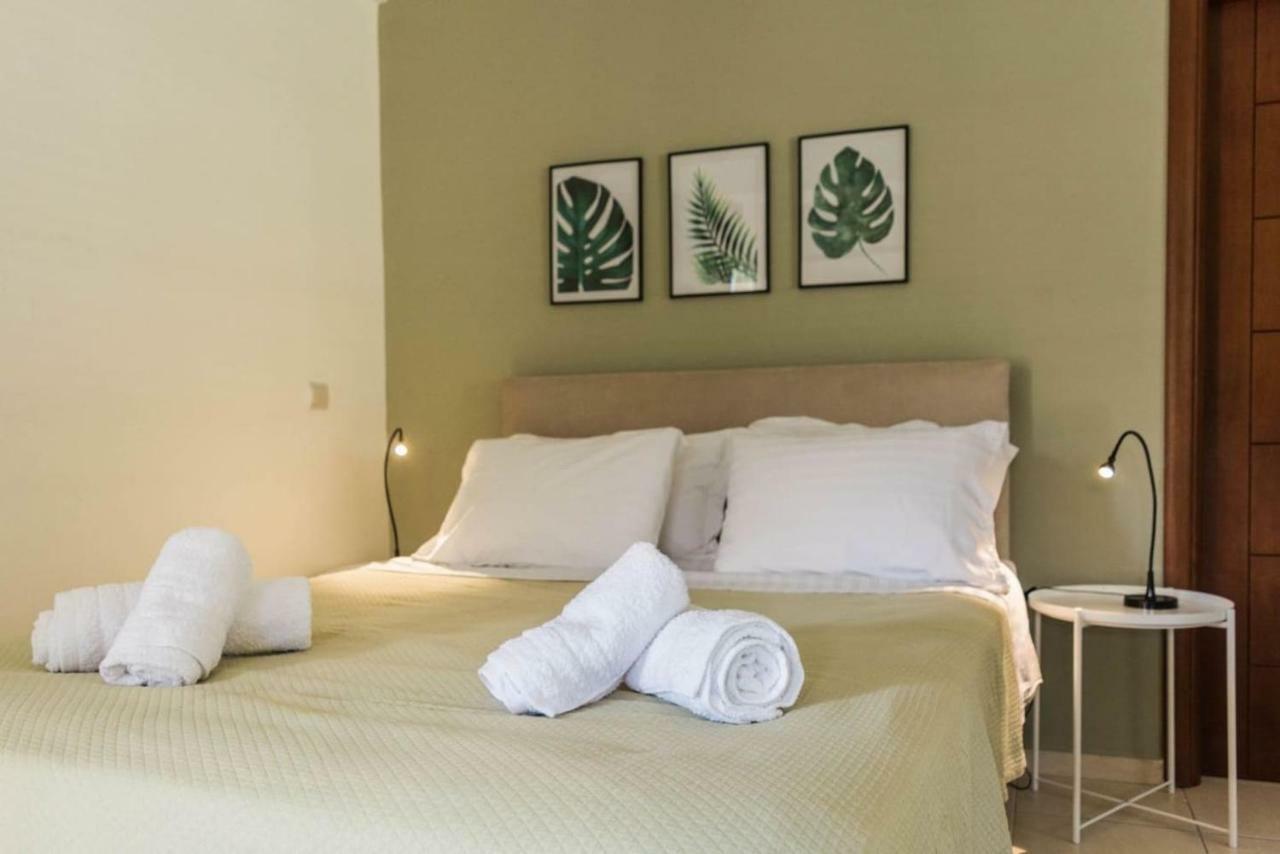 Sofia Appartement Kalamáta Buitenkant foto