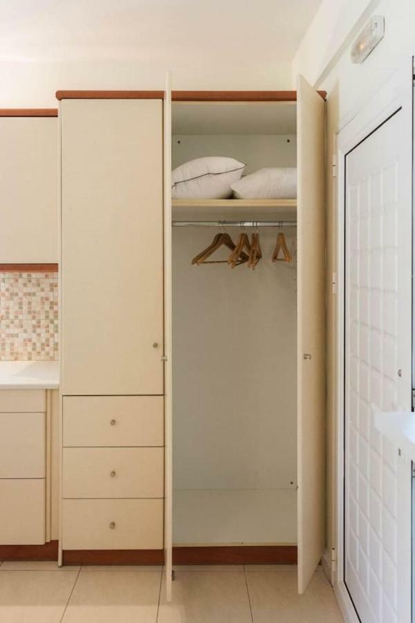 Sofia Appartement Kalamáta Buitenkant foto